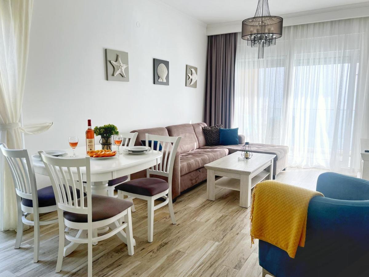 Yourhome Beach First Line Добра вода Екстериор снимка