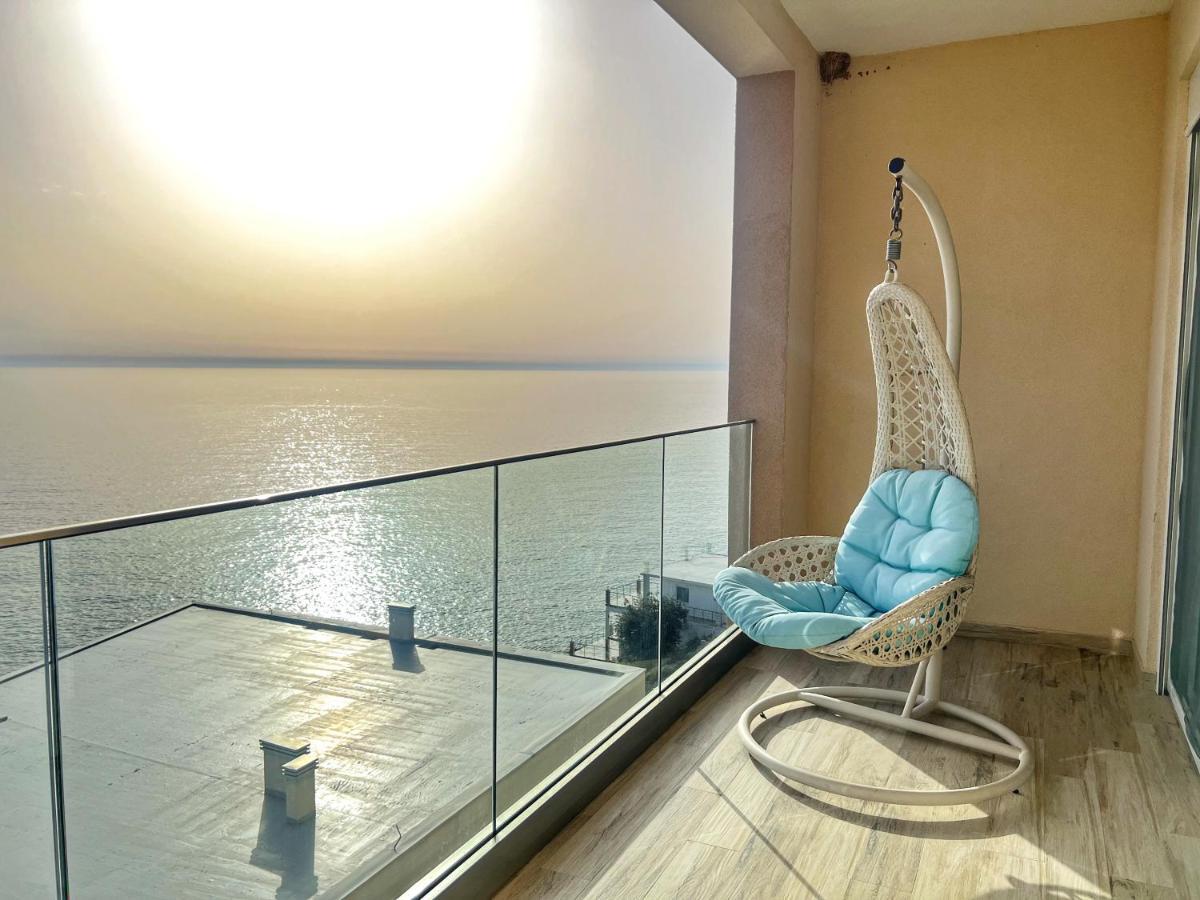 Yourhome Beach First Line Добра вода Екстериор снимка