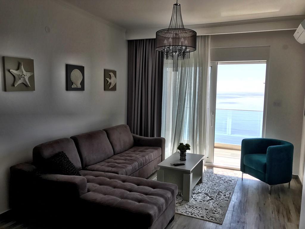 Yourhome Beach First Line Добра вода Екстериор снимка